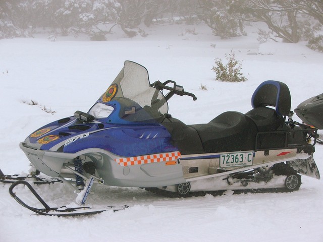 SES_Snow_Mobile