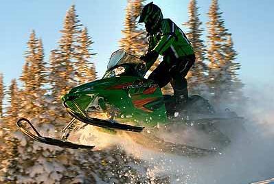 Best Oil for Snowmobiles