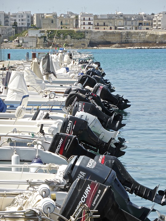 outboard motors